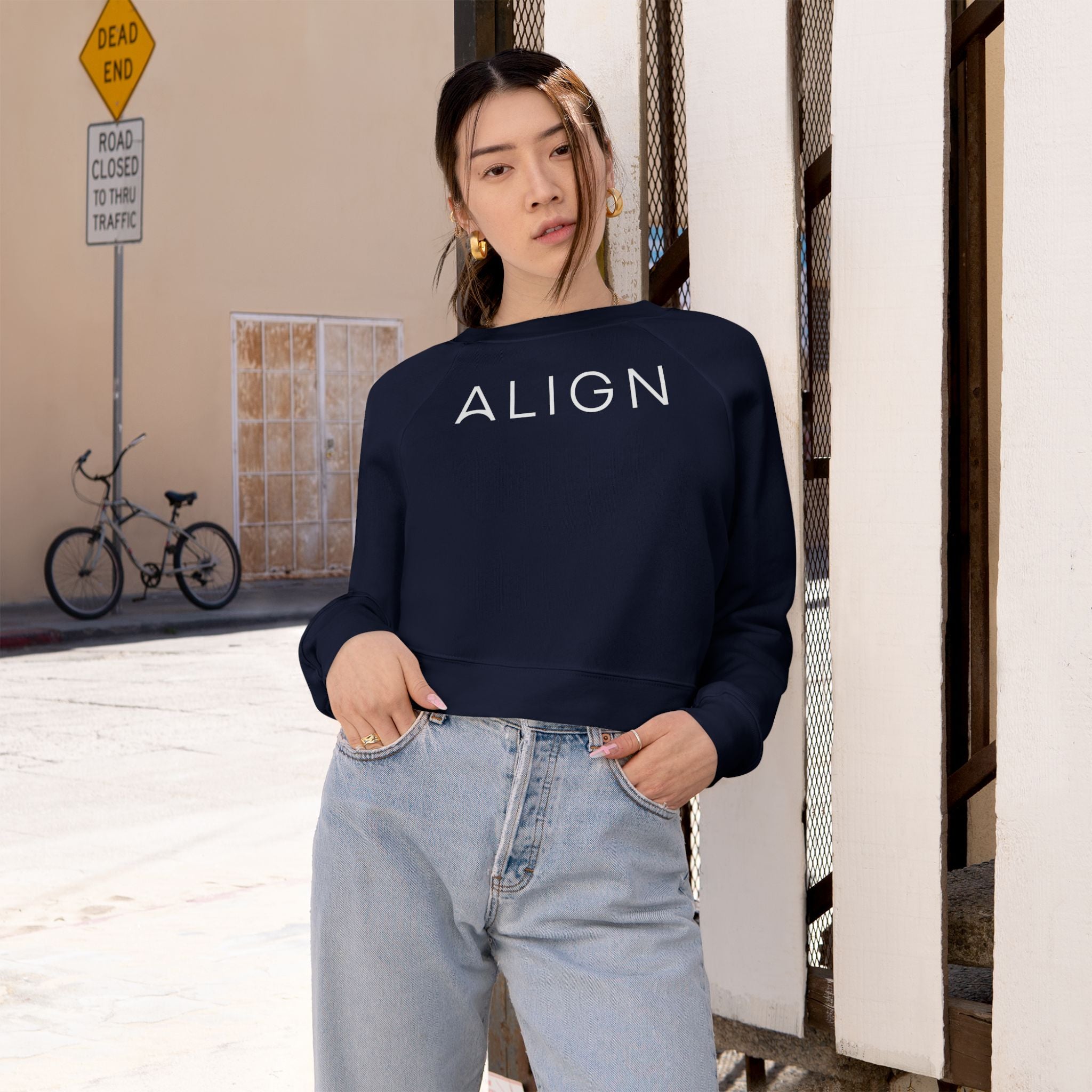 Cropped Pullover - Women's Cozy Fleece Sweatshirt