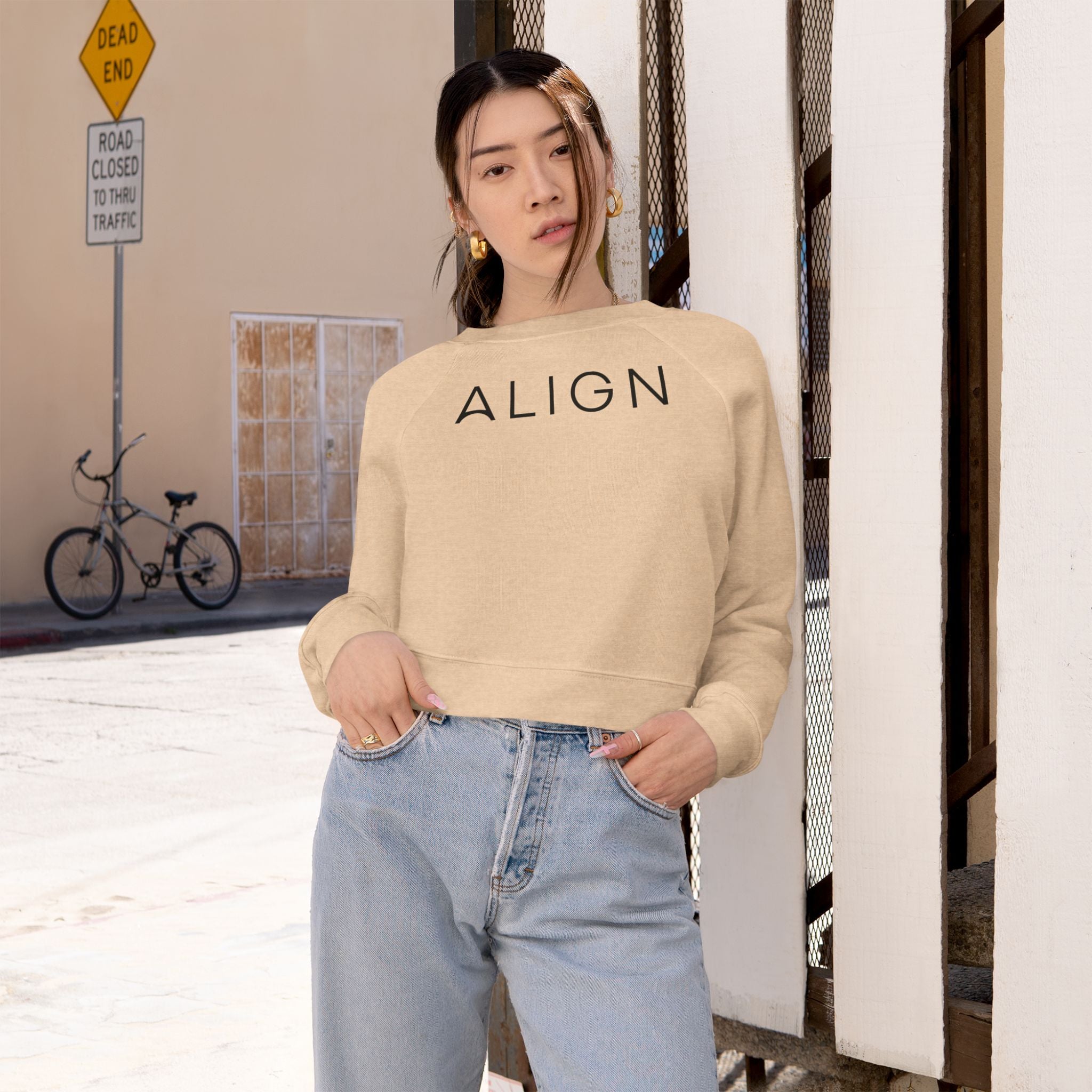 Cropped Pullover - Women's Cozy Fleece Sweatshirt