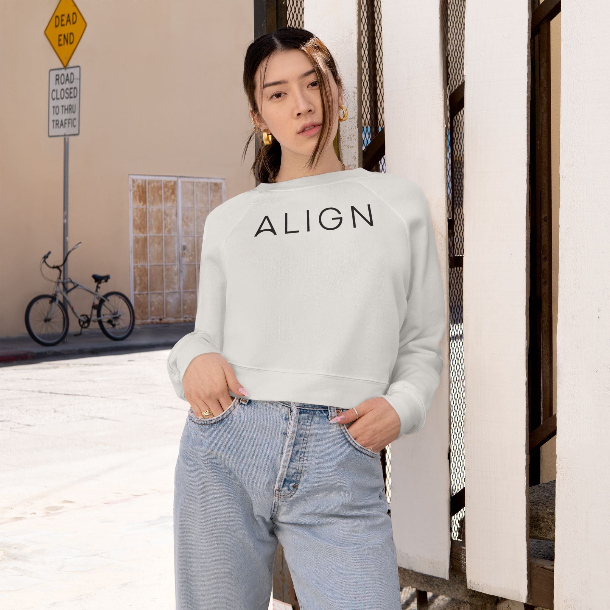 Cropped Pullover - Women's Cozy Fleece Sweatshirt